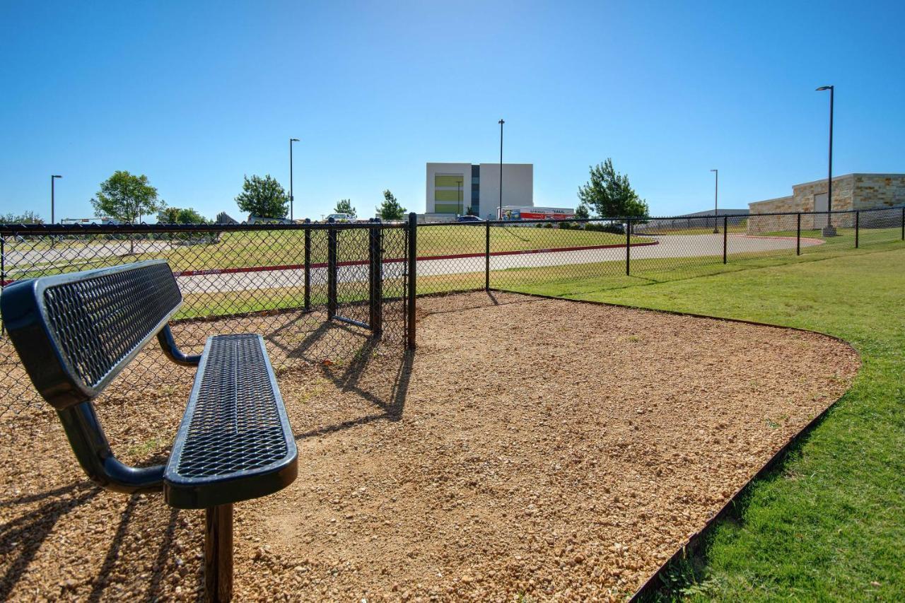 Home2 Suites Plano Legacy West Extérieur photo