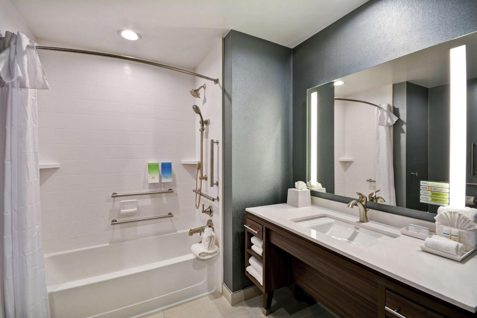 Home2 Suites Plano Legacy West Extérieur photo